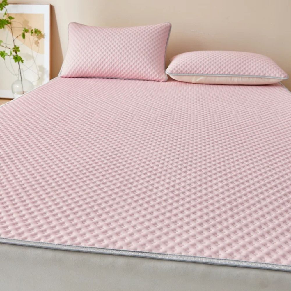 Lightweight Bedding