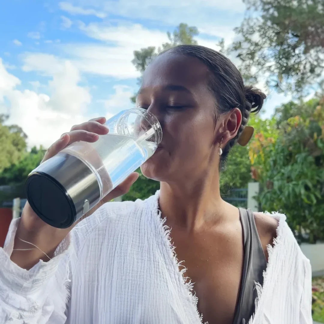 Refreshing hydrogen water bottle