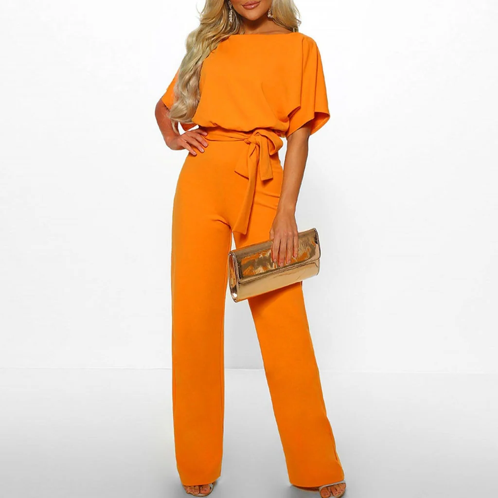 Simple and chic jumpsuit