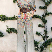 Elegant and modern women's overall, ideal for spring