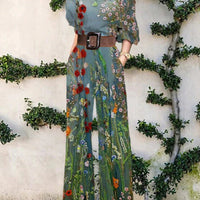 Elegant and modern women's overall, ideal for spring