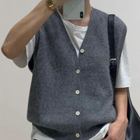Casual knitted waistcoat with button placket