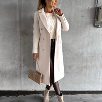 Elegant coat with a timeless style