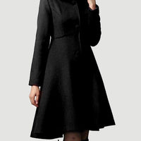 Plain Coat with Simple Button