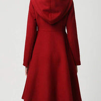 Plain Coat with Simple Button